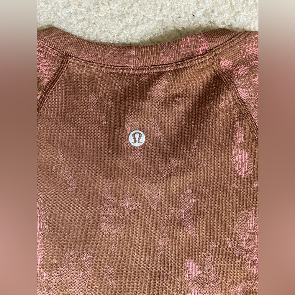 Lululemon Swiftly Tech short sleeve